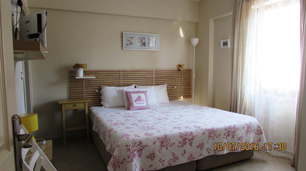 Ege Han Hotel Bozcaada Esterno foto