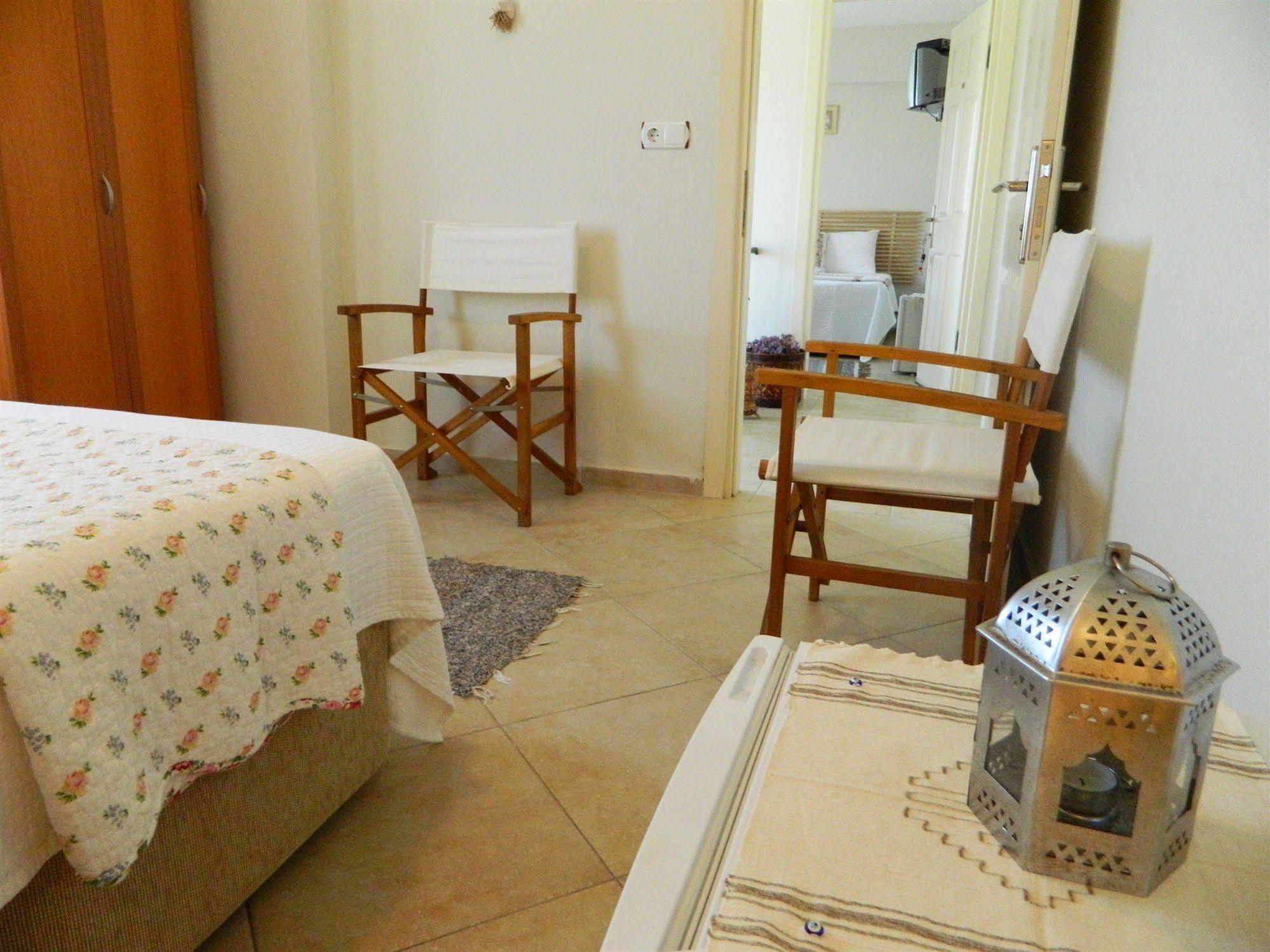Ege Han Hotel Bozcaada Esterno foto